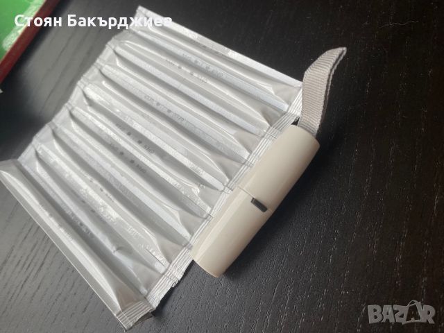 Чистачка за айкос с 10 клечки за почистване, снимка 2 - Аксесоари за електронни цигари - 46070898