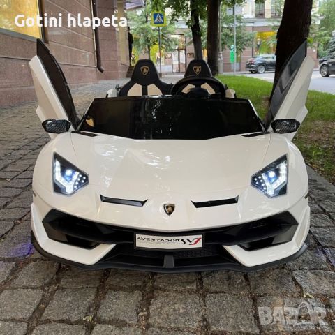 Двуместна КОЛА Licensed Lamborghini Aventador SVJ 24V с функция дрифт, снимка 4 - Детски велосипеди, триколки и коли - 46663624