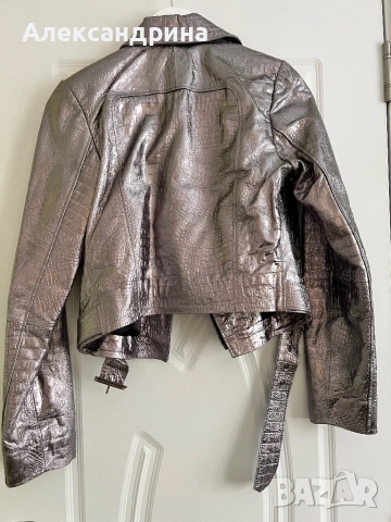 Дамско сребърно яке от естествена кожа , снимка 3 - Якета - 51944649