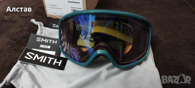 Продавам нова дамска ски маска SMITH VOUGE - с етикет и калъфче, снимка 3 - Зимни спортове - 52631404