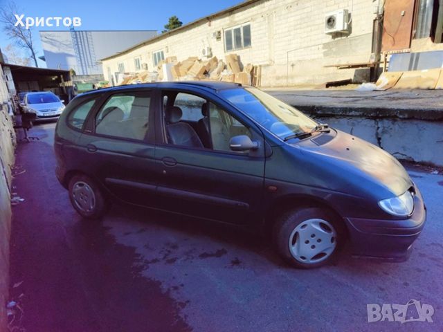 Renault Megan Scenic, снимка 4 - Автомобили и джипове - 45372093