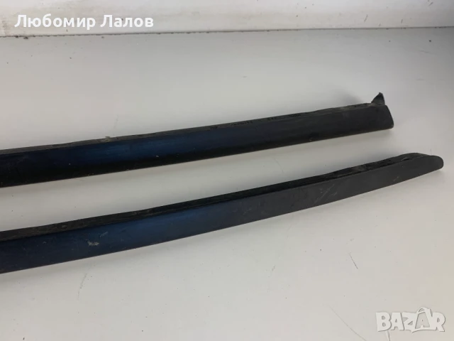 Уплътнения преден прозорец Audi А5 (08-16)г. 8Т0854327 8Т0854328, снимка 4 - Части - 50989141