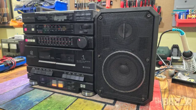 Радио касетофон CD Boombox Sharp CDX9, снимка 2 - Радиокасетофони, транзистори - 48515606