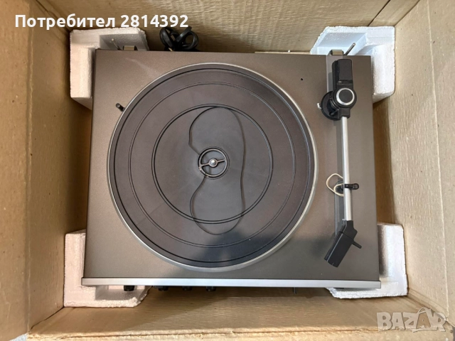 Чисто НОВ грамофон ЦИФОНА ZIPHONA PA2030 Stereo с вграден усилвател, в кашон NIB!