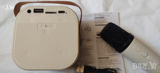 Преносим Bluetooth караоке високоговорител K12 с безжичен микрофон, снимка 2 - Bluetooth тонколони - 54225941