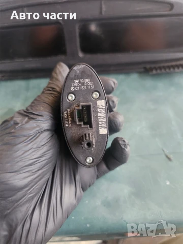 Mercedes W211 2002-2007 Оригинален превключвател за отваряне на багажник A2118211751, снимка 2 - Части - 51064676