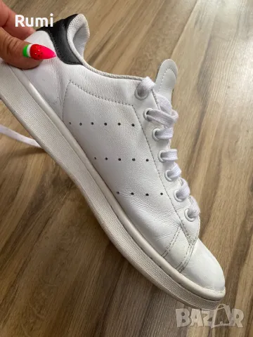 Оригинални кожени кецове adidas Stan Smith! 43 н, снимка 3 - Кецове - 46826045