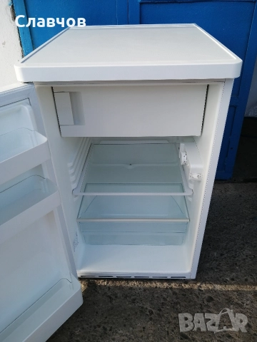 Малък хладилник с камера Bosch , снимка 6 - Хладилници - 52612236