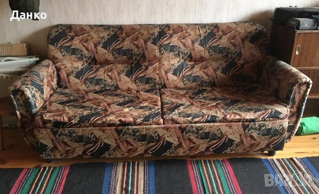 Продавам диван разтегателен