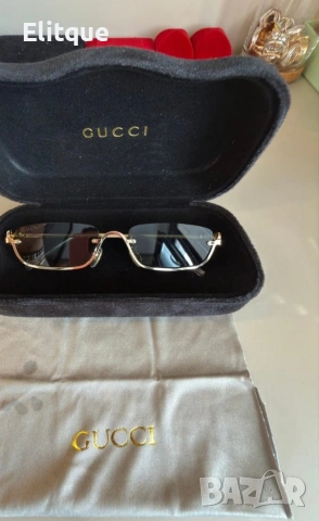 очила с черен обикновен калъф и ув защита Gucci