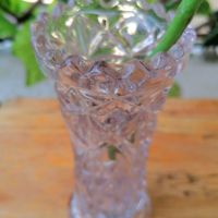 Ваза Ураново Вазелиново стъкло, снимка 5 - Вази - 45493845