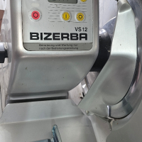 Професионална колбасорезачка Bizerba VS12 с теглилка , снимка 3 - Обзавеждане на кухня - 45002205