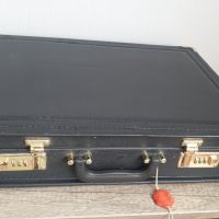 Комплект прибори за хранене PRINCESS GOLD в куфар, снимка 1 - Прибори за хранене, готвене и сервиране - 45595055