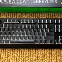 Razer Blackwidow V3 + HyperX Keycaps + O-Rings , снимка 2 - Клавиатури и мишки - 45228424