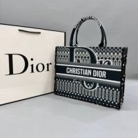 Дамски чанти Dior висок клас реплика, снимка 1 - Чанти - 45930775
