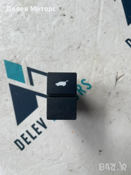 Бутон за багажник от Honda HR-V (RV) 1.5 eHEV I-MMD Hybrid (RV5) двигател LEC3, 131кс., Автоматик, снимка 1