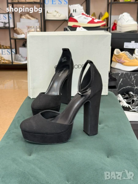 Дамски обувки на ток Even & ODD с малък дефект  19.99 лв., снимка 1