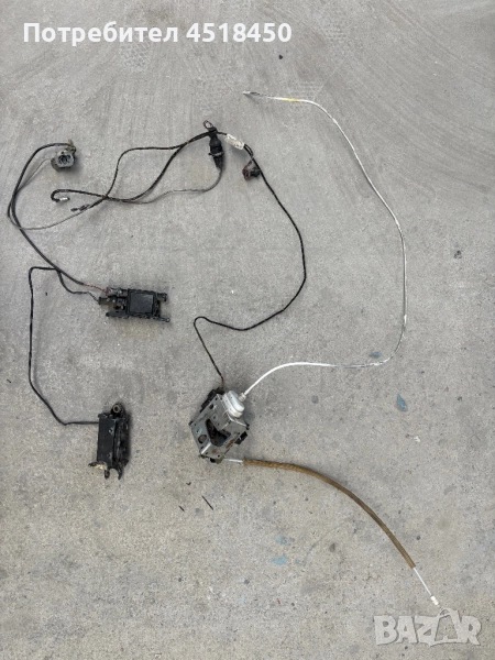 Брава за Audi A4 B5 цял механизъм предна лява врата , снимка 1