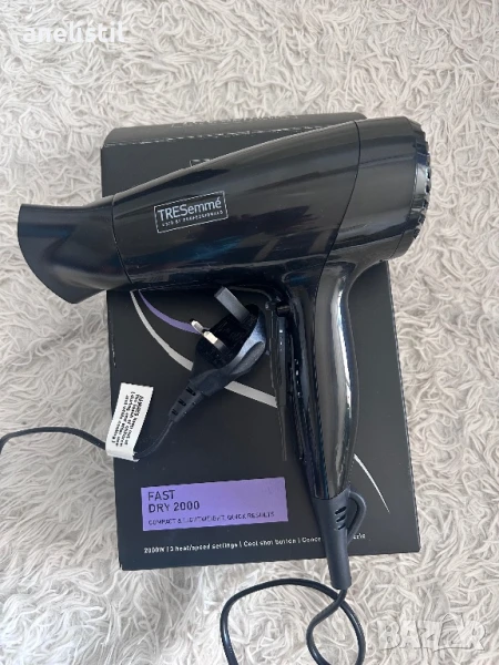 Нов сешоар TRESemmé Fast Dry 2000W - Компактен и мощен!, снимка 1