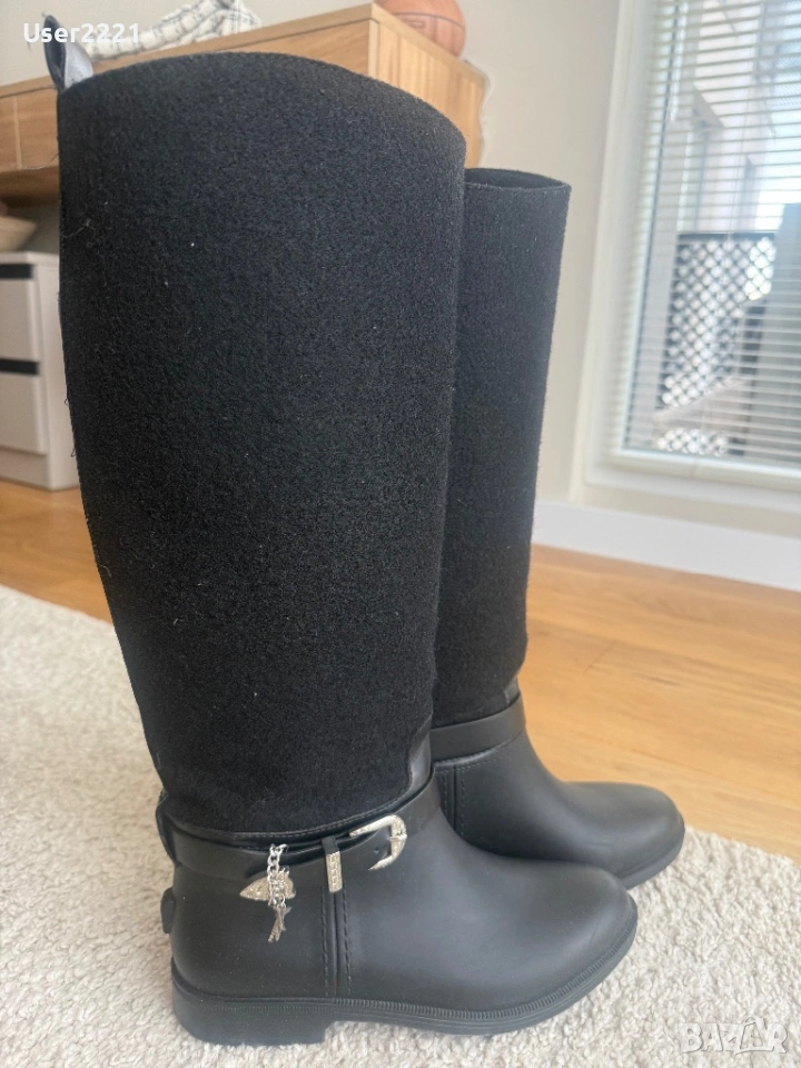 Оригинални чисто нови ботуши Trussardi Jeans, снимка 1