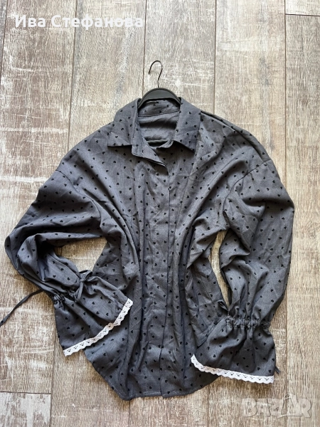 Кокетна нова  кукленска елегантна сива риза , снимка 1