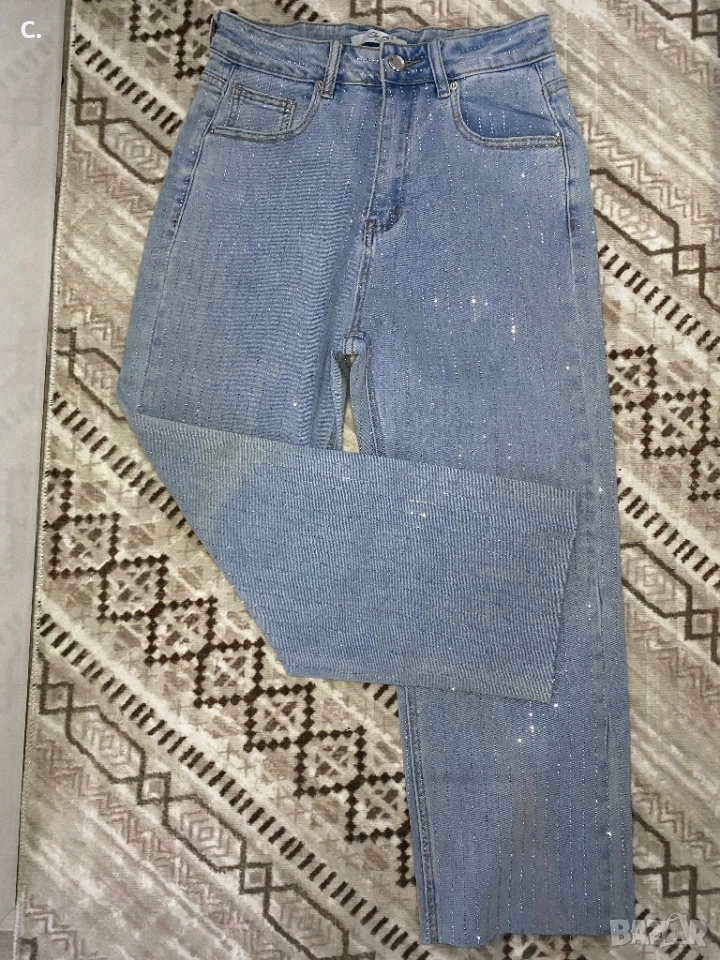 Дамски дънки с камъни, снимка 1