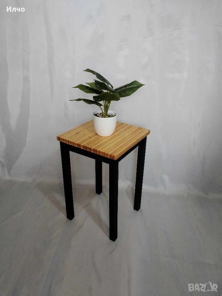 Дървена помощна маса, снимка 1