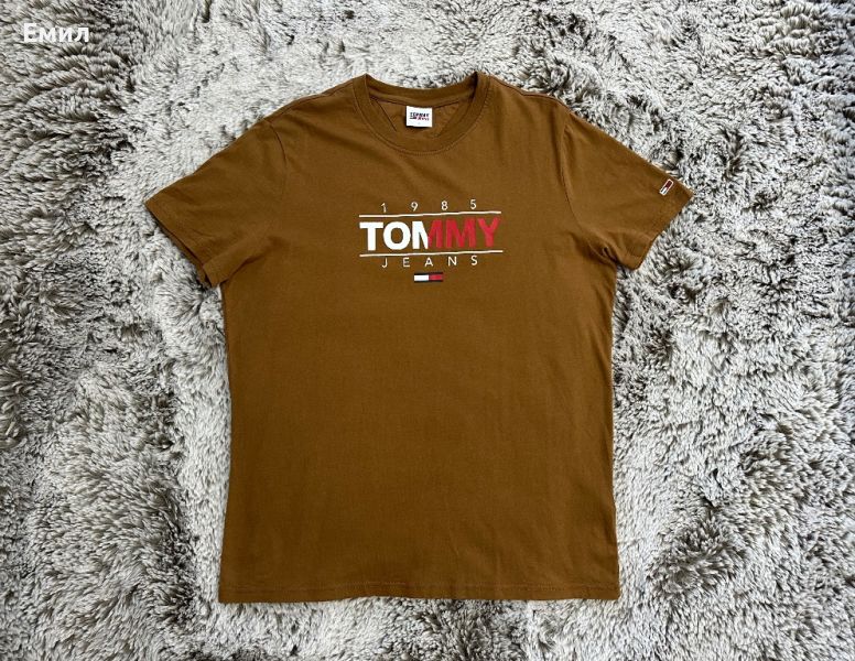 Мъжка тениска Tommy Hilfiger Essential Graphic Logo T-Shirt, Размер L, снимка 1