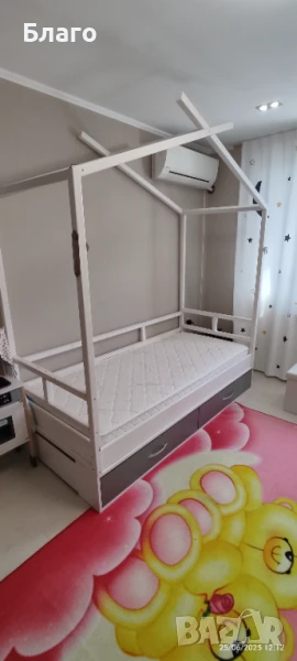 Детски легла с матраци! Едното е тип Монтесори!, снимка 1