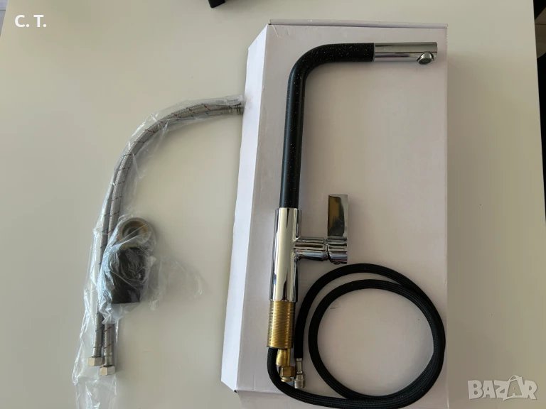 Употребяван кухненски смесител – висок чучур с изтеглящ се душ, хром и гранит-50лв, снимка 1