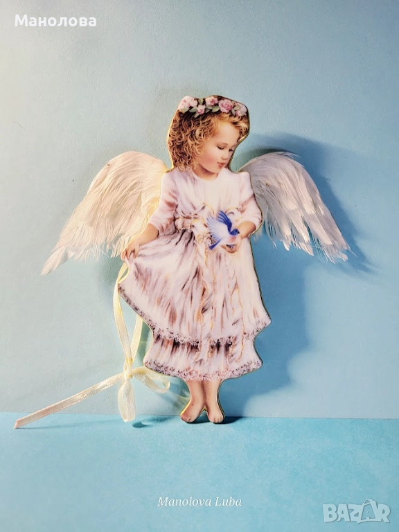Порцеланов Ангел  от колекцията "Heaven's Little Angels Ornaments", снимка 1
