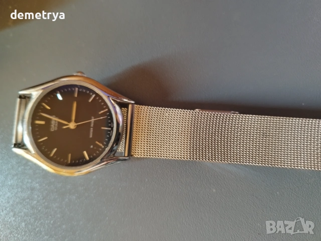 Дамски часовник Casio