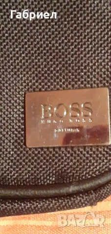 мъжка чантичка тип нисесер Hugo Boss. , снимка 2 - Чанти - 47358271