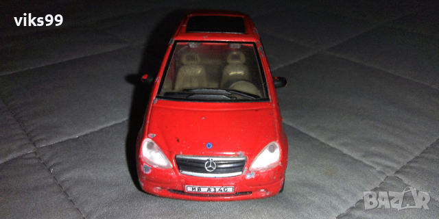 Mercedes Benz A140 Red Hongwell 1/43, снимка 6 - Колекции - 39764963