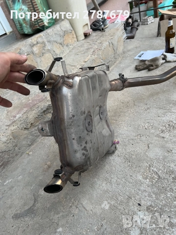 Оригинална генерация Suzuki GSR 600, снимка 2 - Части - 50937562