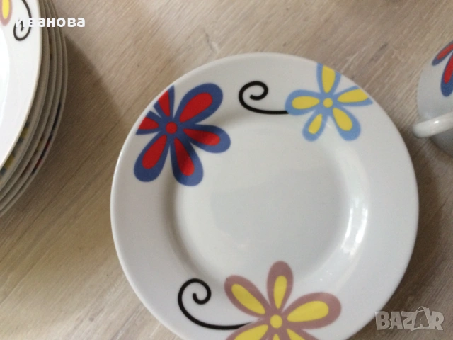 Сервиз за хранене 30 части., снимка 4 - Сервизи - 53620025