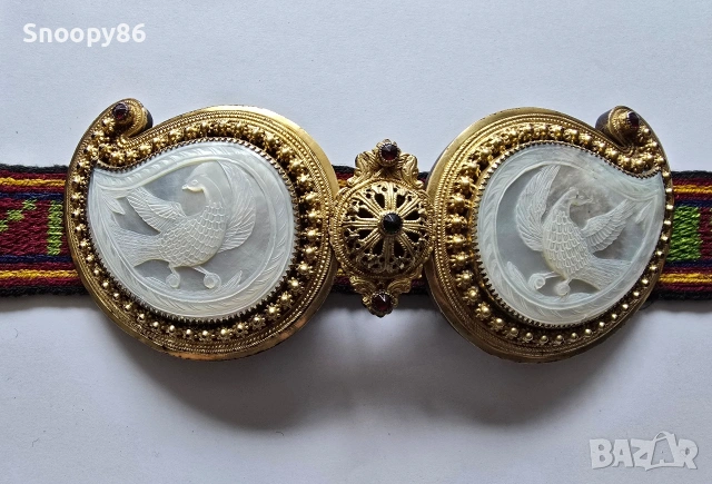 Уникална възрожденска пафта с позлата