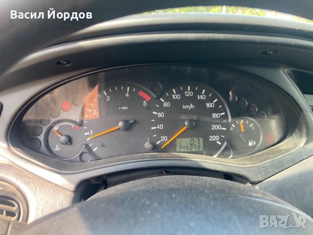 Форд Фокус ТДДИ 1.8 90к.с На ЧАСТИ / Ford Focus tddi 1.8 90k.s на Части, снимка 8 - Автомобили и джипове - 46334053