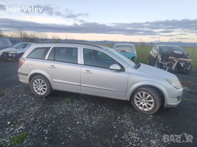 Опел Астра Х 1.7 цдти 101к.с 2005г НА ЧАСТИ/Opel Astra H 1.7CDTI 101ks, снимка 3 - Автомобили и джипове - 51827850