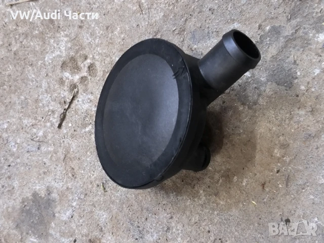 Клапан картерни газове за Голф 4 Ауди А3 Сеат Шкода VW Golf 4 Audi A3 Seat Skoda Bora 028129101E