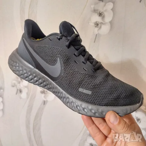 Маратонки NIKE REVOLUTION 5 номер 42 -42,5, снимка 16 - Маратонки - 48871670