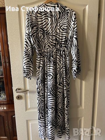 Нова етикет дълга черно бяла зеброва зебра рокля V образно деколте , снимка 2 - Рокли - 46281961