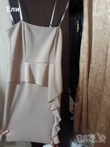 Рокля и сако в бежово