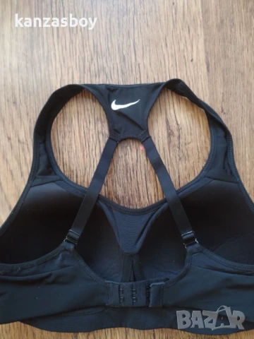 nike sport bras - страхотно бюстие КАТО НОВО S, снимка 7 - Корсети, бюстиета, топове - 51339762