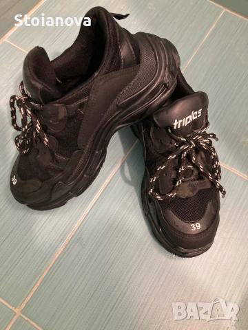 Маратонки Balenziaga 