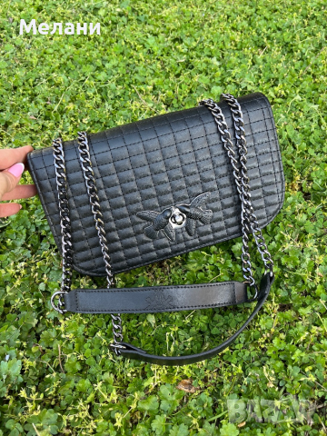 Нова дамска чанта Pinko топ цена, снимка 1 - Чанти - 44961404