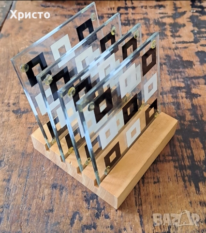 подложки за чаши стъклени на черни и бели квадрати Хенкелс Henkels с дървена поставка, снимка 3 - Други - 52381808