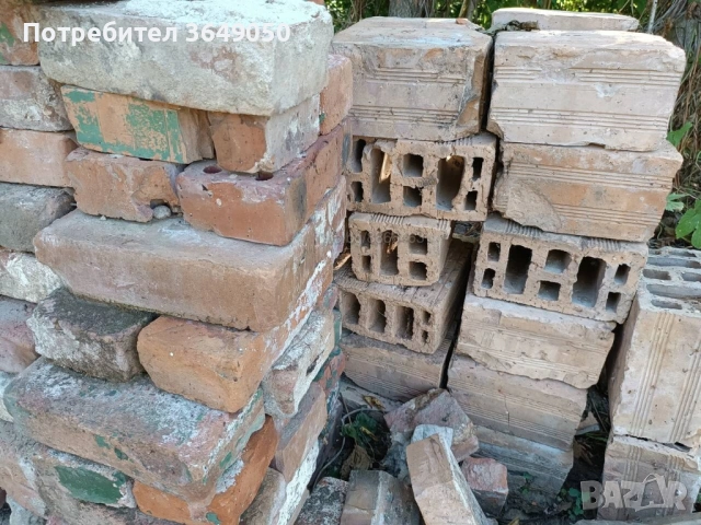 Продавам тухли 4-ки 2-ки и 1-ки Палет с нови четворки , снимка 2 - Строителни материали - 53832276
