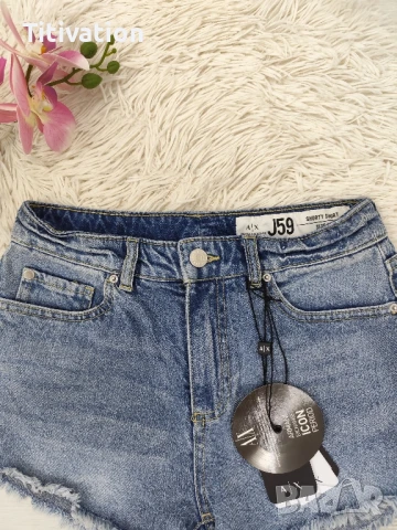 Дънкови панталонки АХ, снимка 2 - Къси панталони и бермуди - 51257487