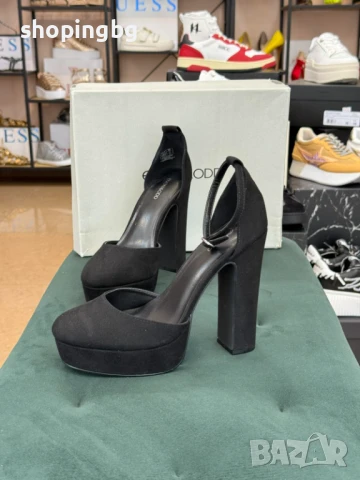 Дамски обувки на ток Even & ODD с малък дефект  19.99 лв., снимка 1